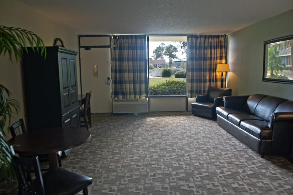 Springfield Hotel And Suites Kingsland Exterior foto